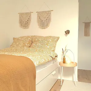 Superhosts Zentrum - Kueche - Netflix - Kaffee Apartment